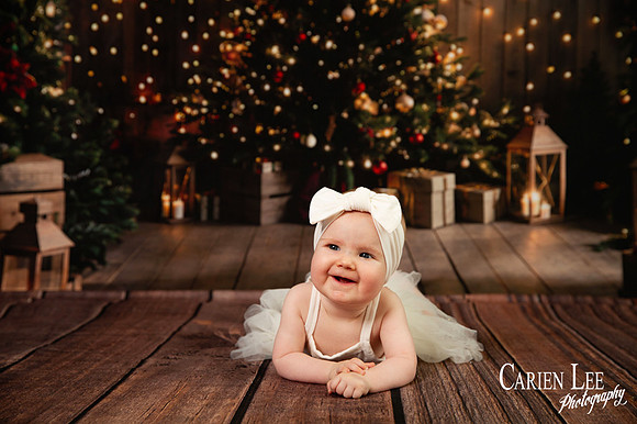 Festive Christmas photo of child with Santa Bunbury