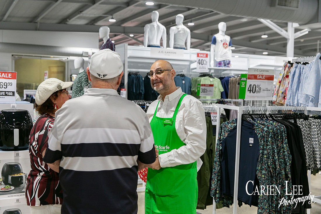 Harris Scarfe grand opening crowd Bunbury WA