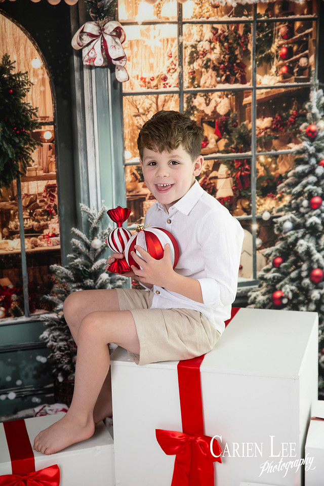 Christmas mini photography session with Santa in Bunbury Western Australia