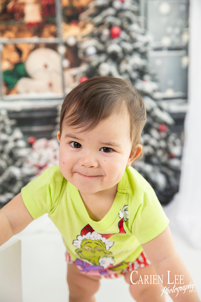 Christmas mini photography session with Santa in Bunbury Western Australia