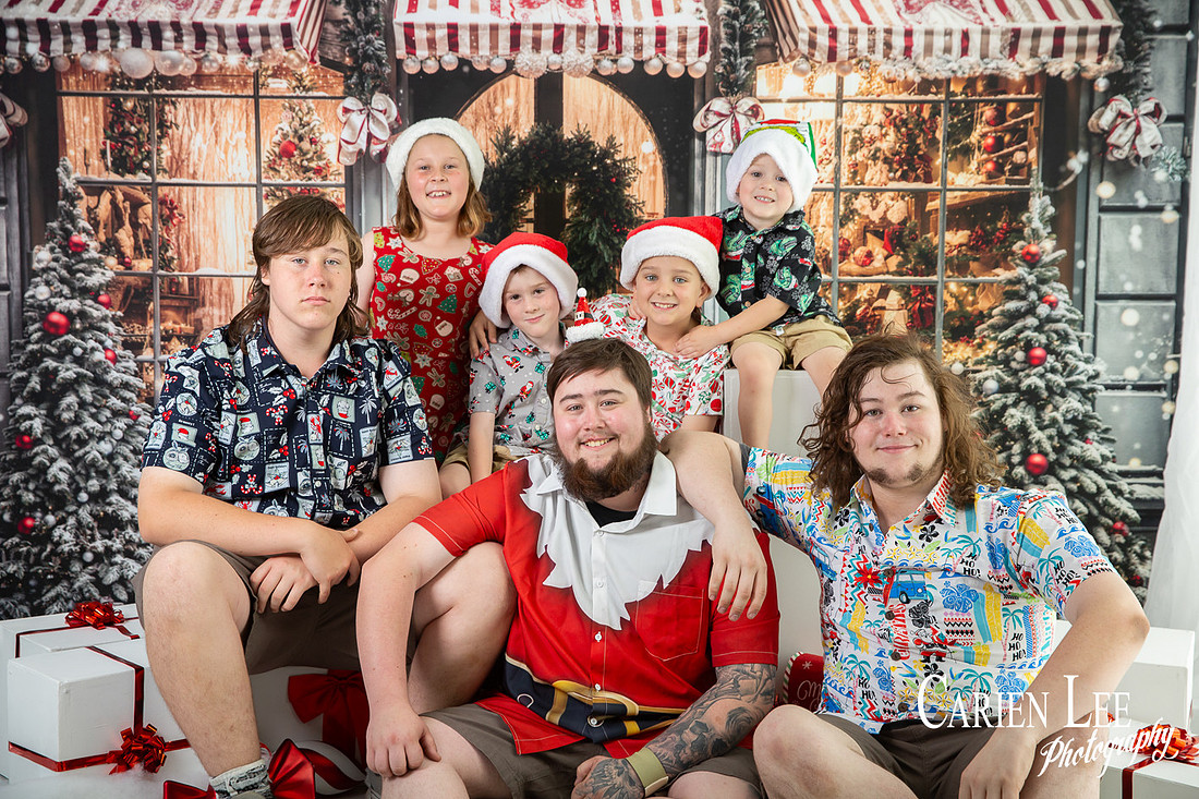 Christmas mini photography session with Santa in Bunbury Western Australia