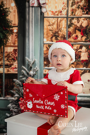 Christmas mini photography session with Santa in Bunbury Western Australia