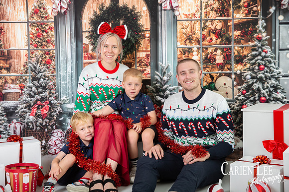 Christmas mini photography session with Santa in Bunbury Western Australia