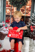 Kids meeting Santa during Bunbury Christmas mini photo session