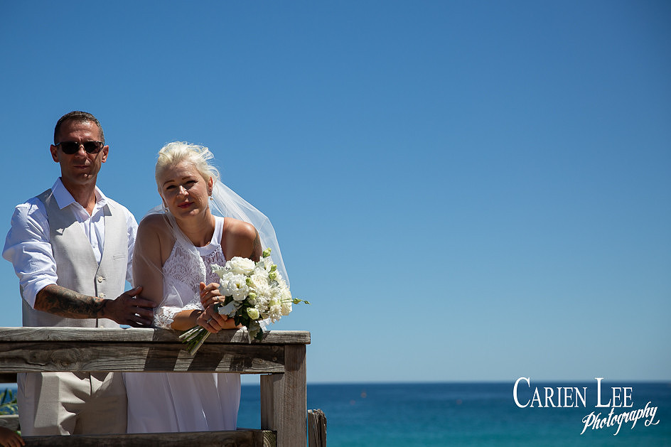 Bunbury wedding photographer capturing beach ceremony