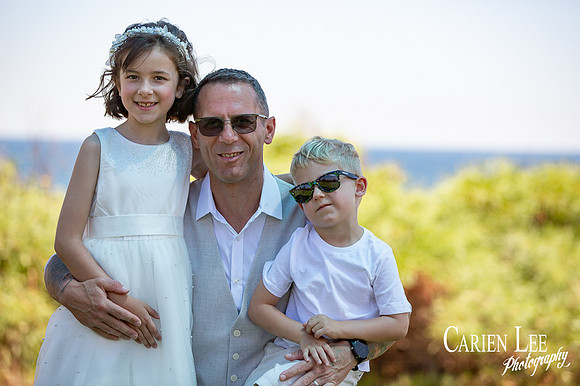 Bunbury wedding photographer capturing beach ceremony