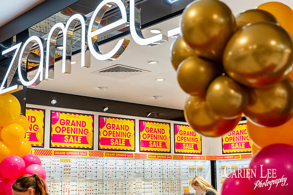 Zamels Bunbury grand opening jewellery display