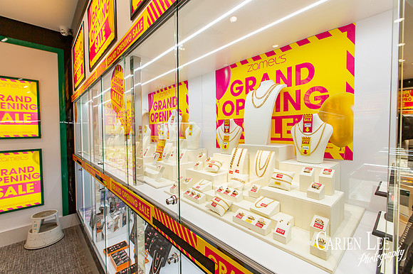 Zamels Bunbury grand opening jewellery display