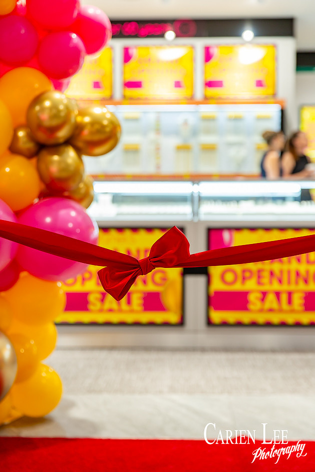 Zamels Bunbury grand opening jewellery display