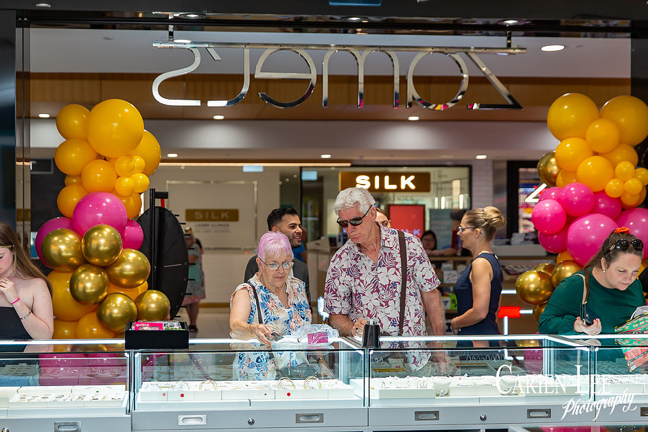 Zamels Bunbury grand opening jewellery display