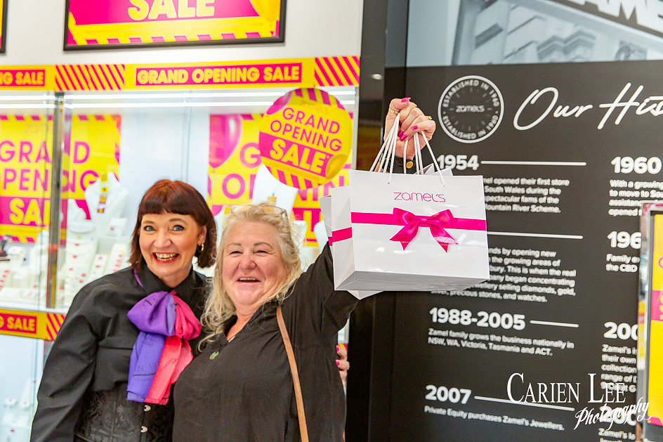 Zamels Bunbury grand opening jewellery display