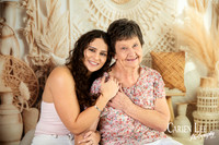 grand mother and grand daughter in Studion in Bunbury