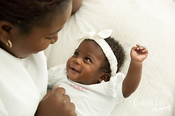 Photo of a young mother and her 4 month old daughter