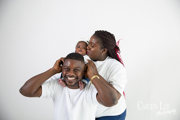 relaxed family photo session in Bunbury studio