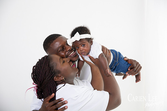 photo of a happy young family in Bunbury