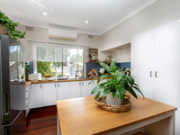 1A Steere Crescent Bunbury kitchen photo