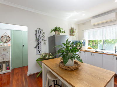 kitchen and passage view of 1A Steere Crescent Bunbury