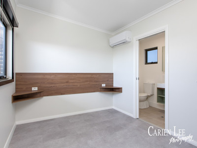 Photo of a main bedroom of a 2 bedroom 2 bathroom unit in Australind near Bunbury