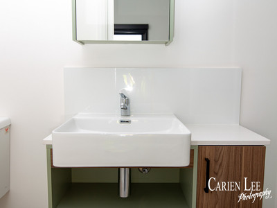 Vanity of a bathroom of a unit in Australind near Bunbury