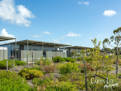 Exterior Shot of a 2 bedroom 2 bathroom unit to rent in Australind near Bunbury