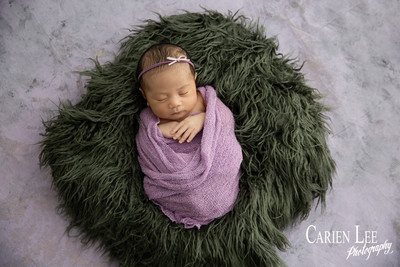 Newborn girl photography session in Bunbury Studio