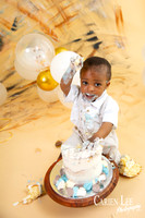 Dalyellup boy celebrating his birthday with a cake smash session