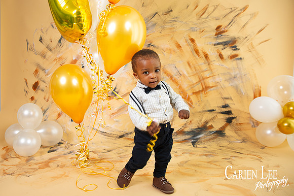 1year old Dalyellup boy during a cake smash milestone session