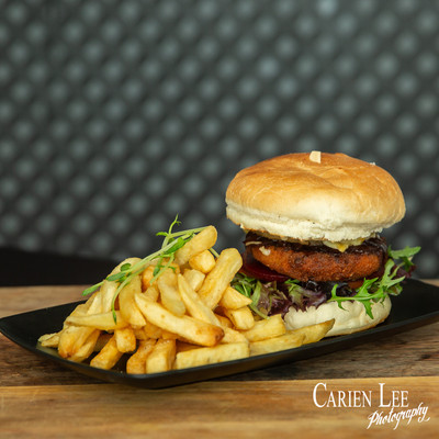 Food Photography In Collie for The Victoria Hotel Veggie Burger