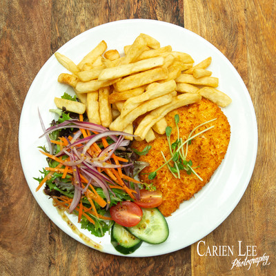 Food Photography In Collie for The Victoria Hotel Chicken Schnitzel