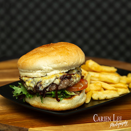 Food Photography In Collie for The Victoria Hotel Wagyu Burger