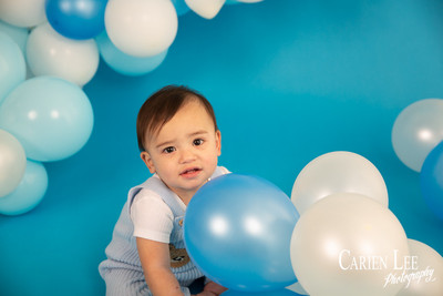 Bunbury baby photographer capturing Elijah’s first birthday milestone portraits