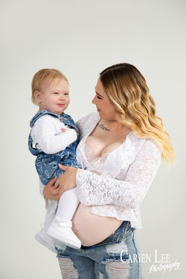 Natural maternity photo of pregnant woman in Bunbury studio
