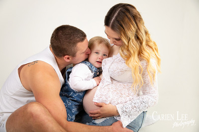 Natural maternity photo of pregnant woman in Bunbury studio