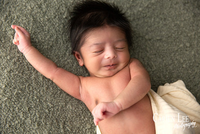 Newborn baby's tiny hands and feet detail, Bunbury newborn photography session