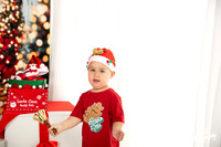 Professional Santa photos and Christmas mini sessions for children and families in Bunbury WA