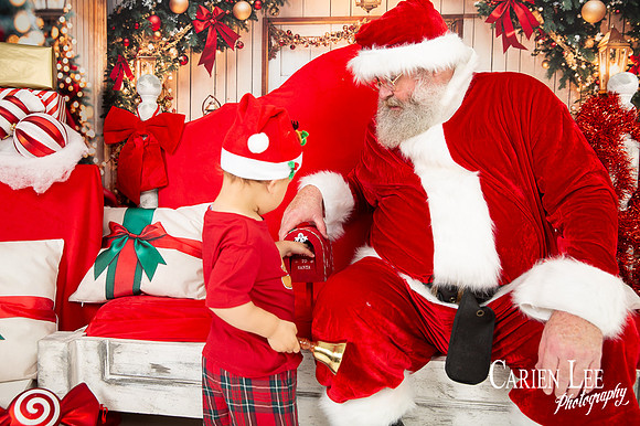 Santa Mini Session Photography – Bunbury, WA
