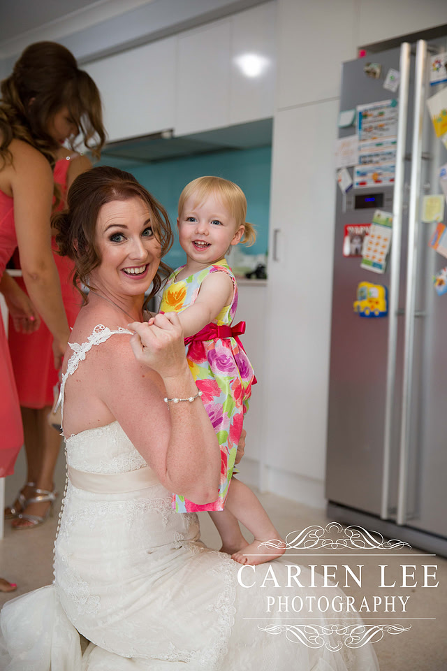 Bride and bridesmaids getting ready for busselton wedding