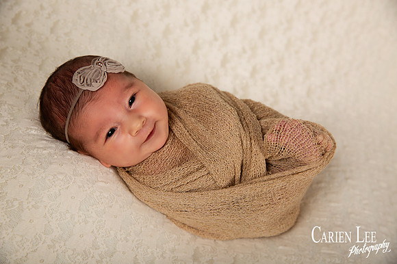 Gill family and newborn session-18