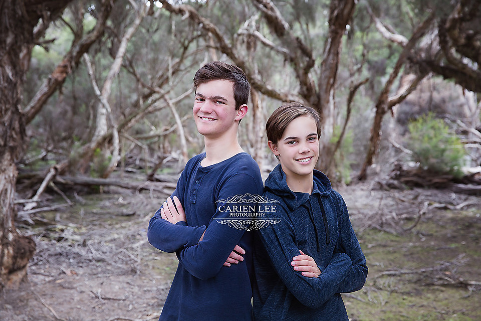 Two brothers photographed during a family session in Dalyellup