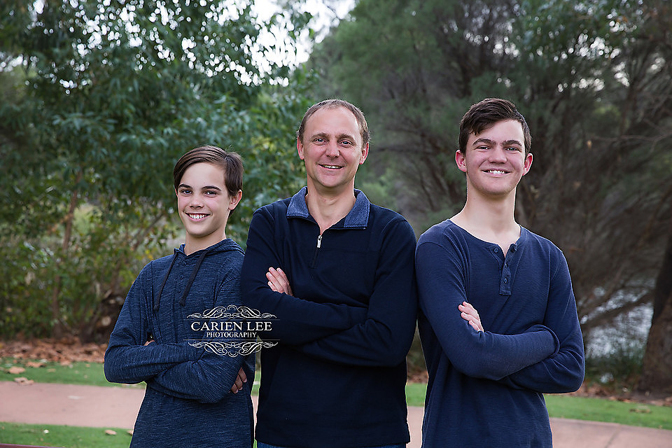 Father and sons photographed during family session in Dalyellup