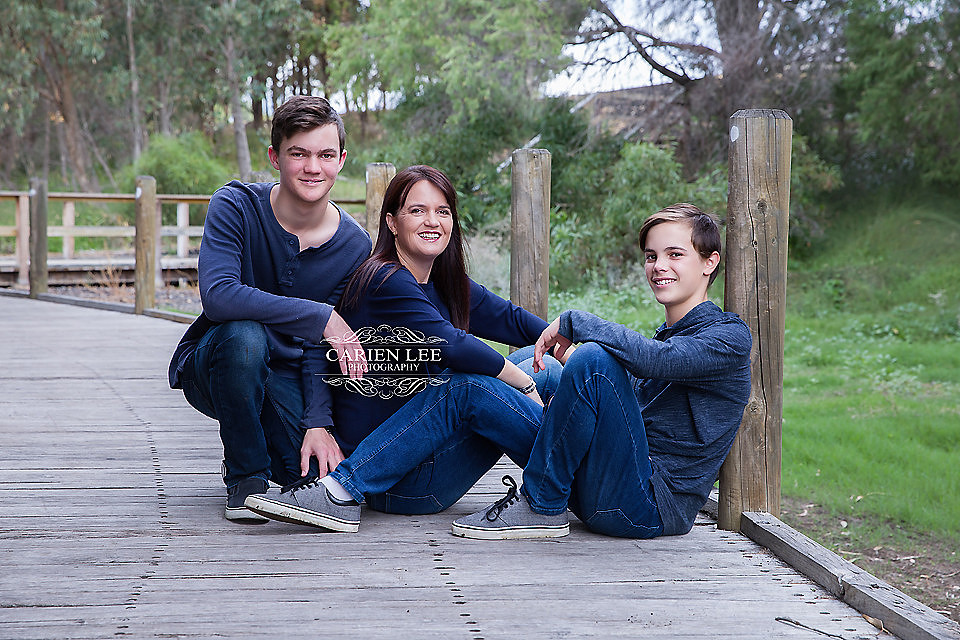 Dalyellup family during family session in dalyellup