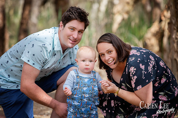 Eaton family photographed by Carien Lee Photography