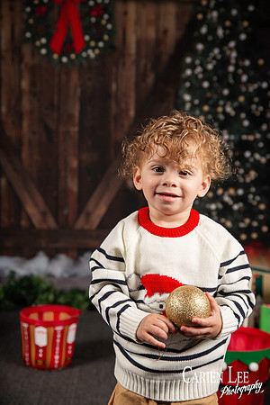 Kids meeting Santa during Bunbury Christmas mini photo session