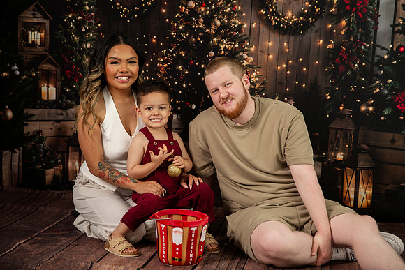Family Christmas photo with Santa Bunbury