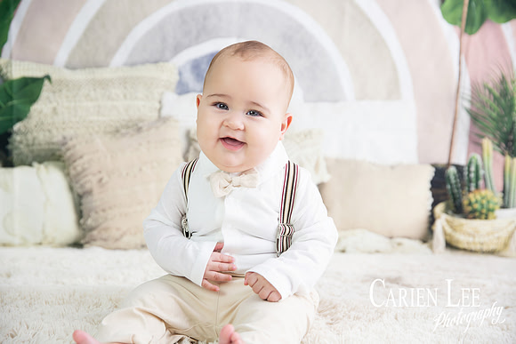 Children mini session portrait of a smiling child photographed in a Bunbury studio by Carien Lee Photography, South West WA children photographer.
