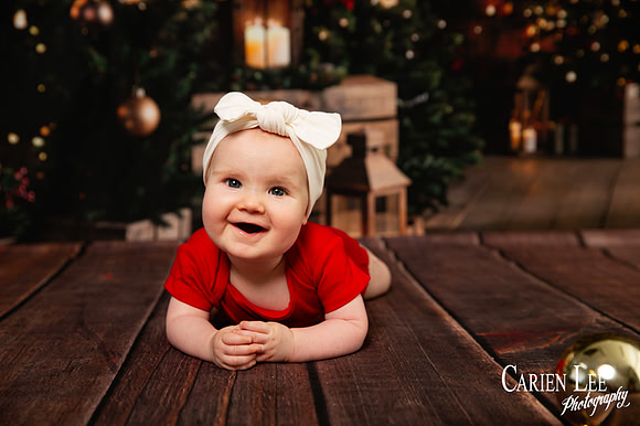 Children mini session portrait of a smiling child photographed in a Bunbury studio by Carien Lee Photography, South West WA children photographer.
