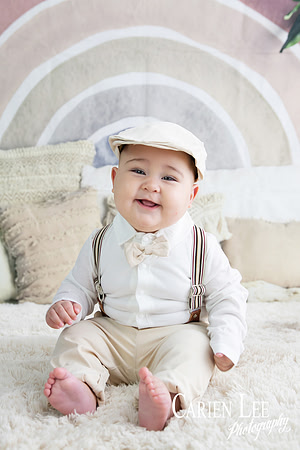 Children mini session portrait of a smiling child photographed in a Bunbury studio by Carien Lee Photography, South West WA children photographer.