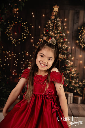 Children mini session portrait of a smiling child photographed in a Bunbury studio by Carien Lee Photography, South West WA children photographer.